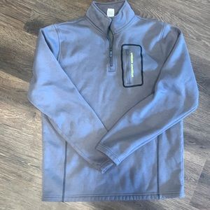 Like new mens size medium under armour pullover